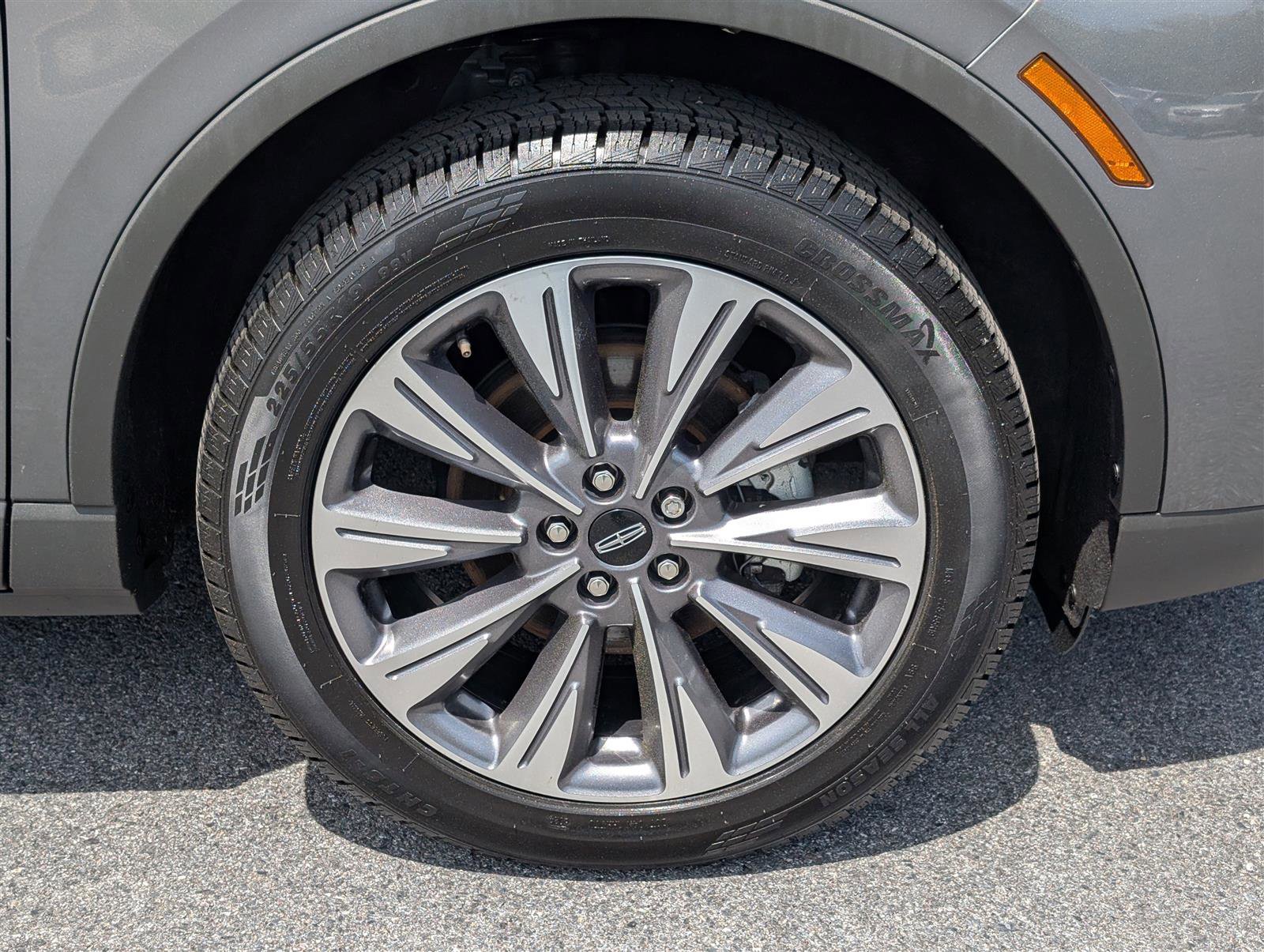 Used 2022 Lincoln Corsair Reserve w/ Elements Package image 10