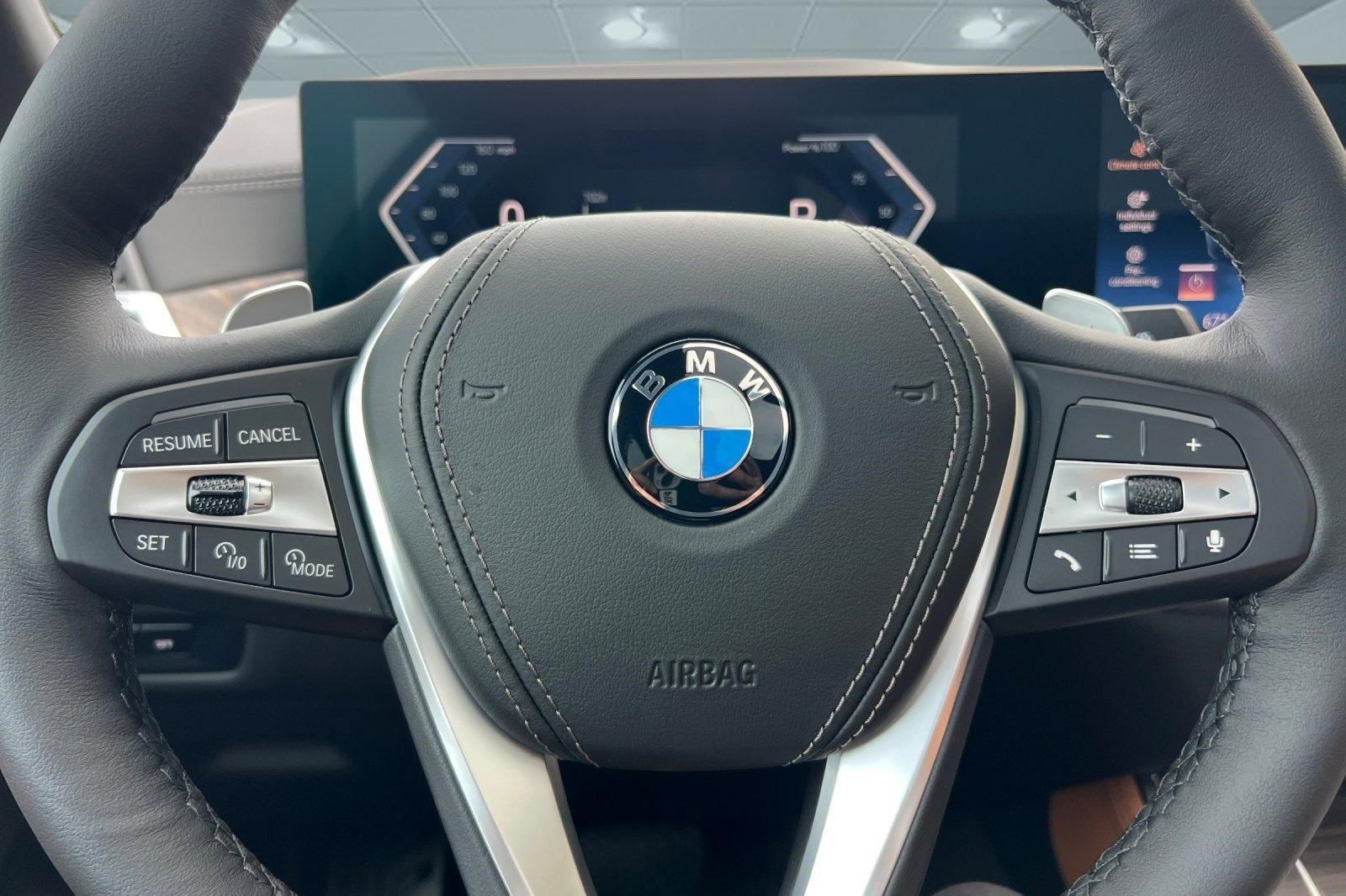 Used 2026 BMW X5 xDrive40i AWD/4WD image 16