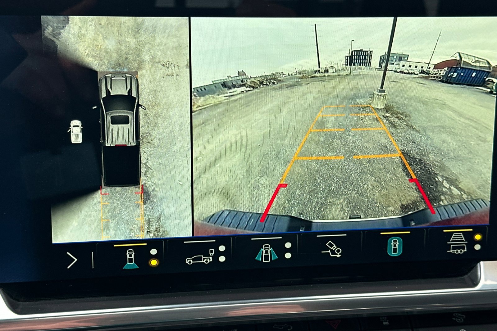 Used 2024 Chevrolet Silverado 2500 LTZ w/ LTZ Premium Package image 26