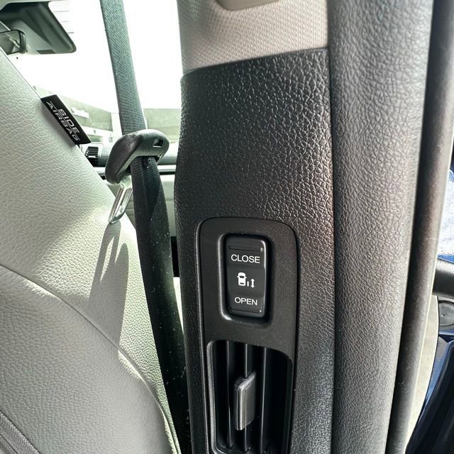 Used 2019 Honda Odyssey EX-L image 13