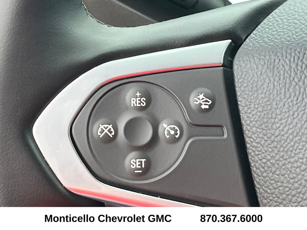 Used 2023 Chevrolet Traverse LT FWD image 15