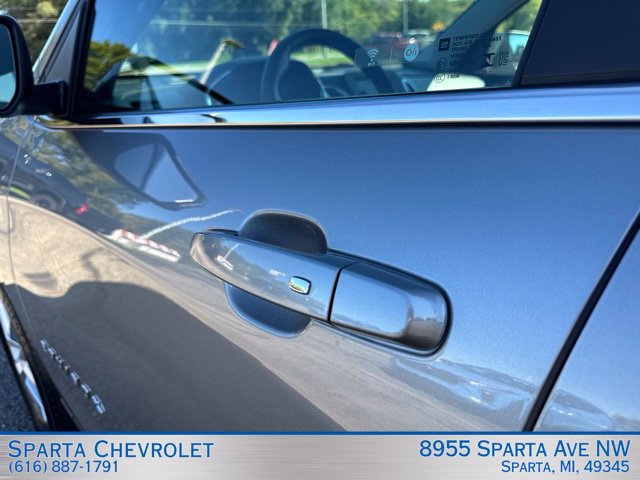Used 2024 Chevrolet Equinox LT w/ Driver Convenience Package AWD/4WD image 9