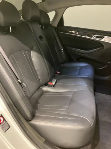 Used 2018 Genesis G80 3.8 w/ Option Group 02 RWD image 27
