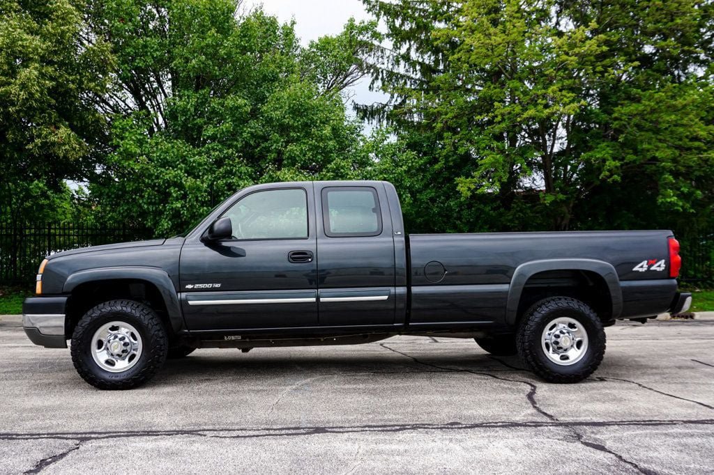Used 2004 Chevrolet Silverado 2500 LS AWD/4WD image 21