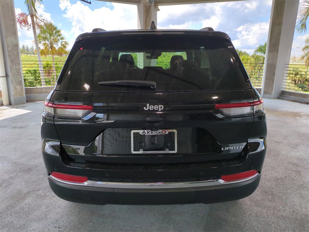 New 2025 Jeep Grand Cherokee Limited image 6