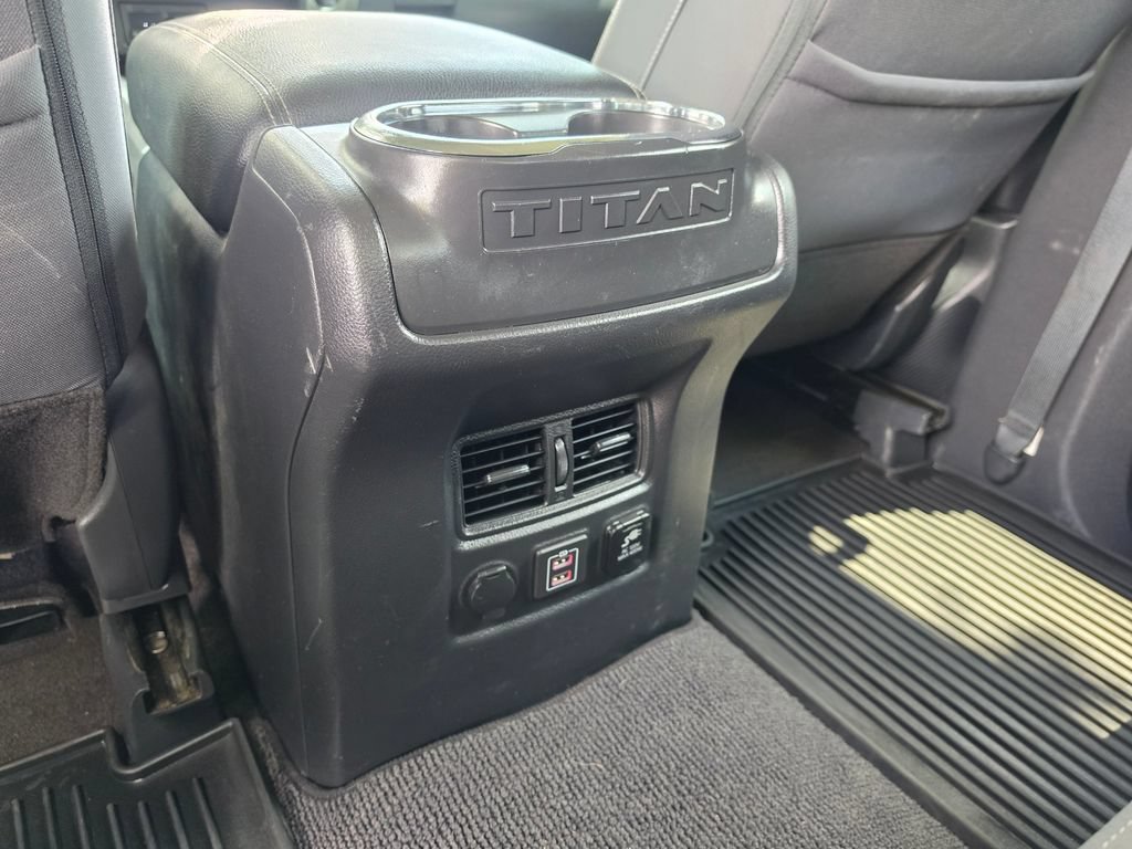 Used 2021 Nissan Titan SV w/ SV Convenience Package AWD/4WD image 37