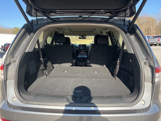 New 2024 Lincoln Aviator Reserve w/ Elements Package Plus AWD/4WD image 32