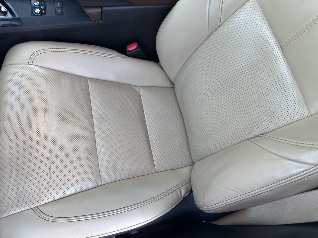 Used 2016 Toyota Avalon Limited w/ Toyota Safety Sense Package FWD image 4