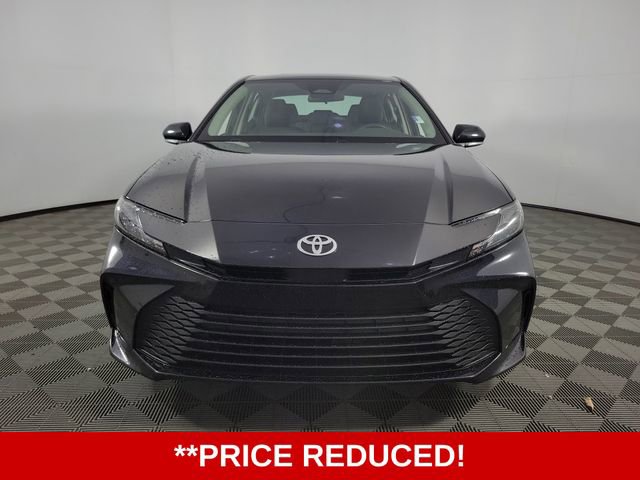 Used 2025 Toyota Camry LE FWD video 2
