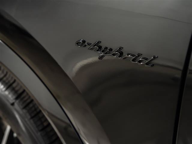 Certified 2020 Porsche Cayenne Coupe AWD/4WD image 16