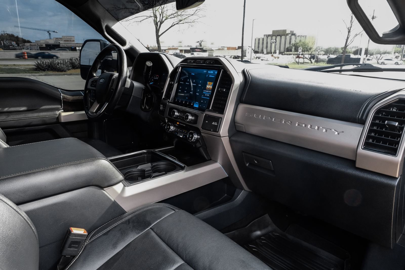 Used 2022 Ford F250 Lariat w/ Lariat Ultimate Package image 14