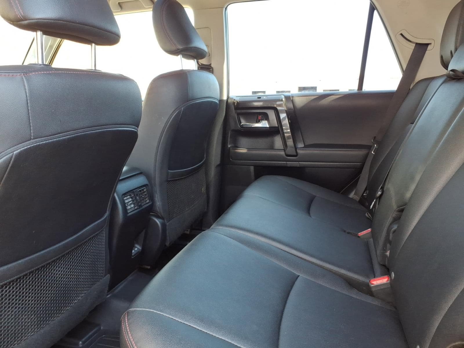 Used 2023 Toyota 4Runner TRD Off-Road Premium w/ Moonroof Package AWD/4WD image 7