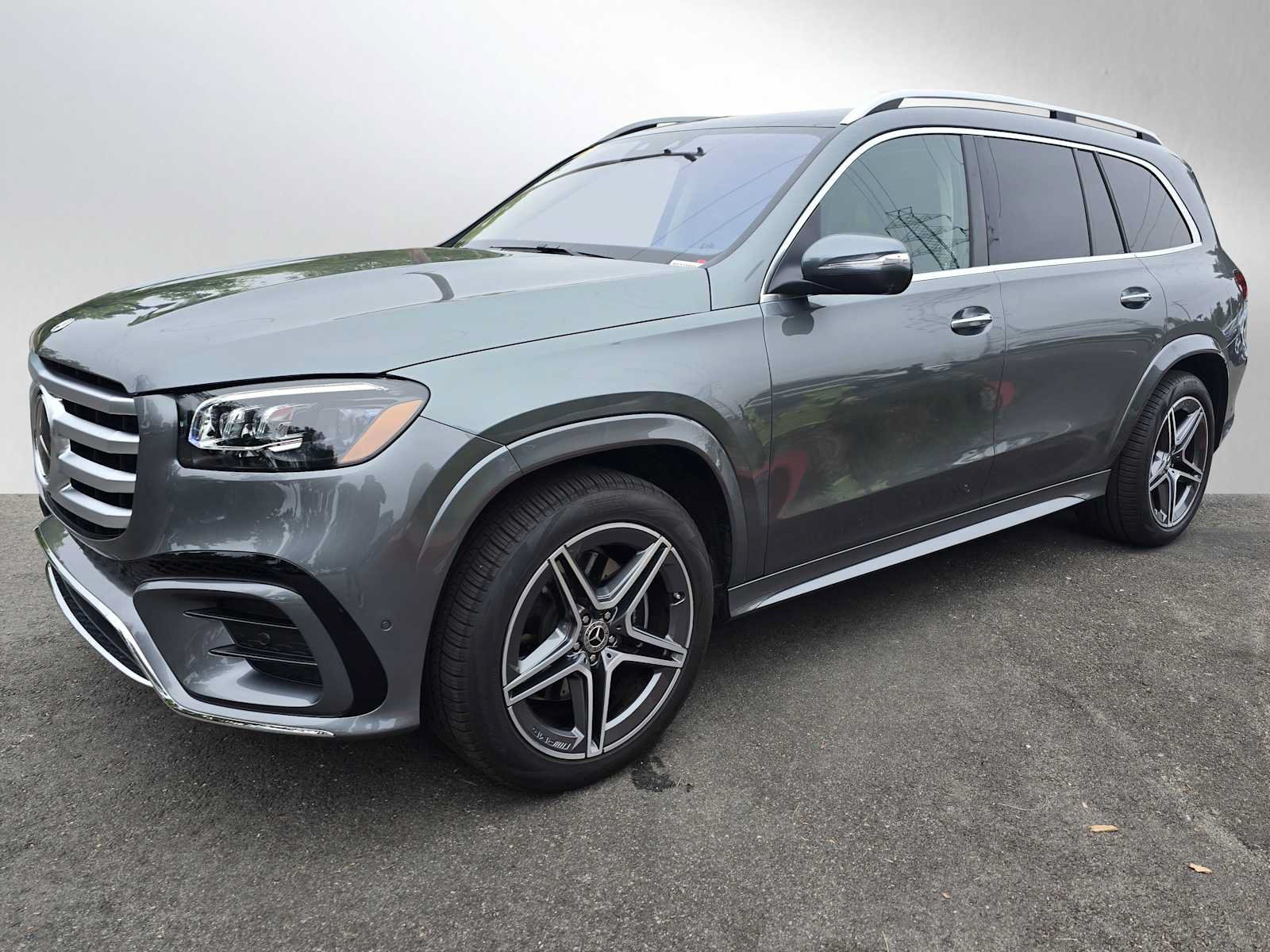 Used 2026 Mercedes-Benz GLS 450 4MATIC image 7