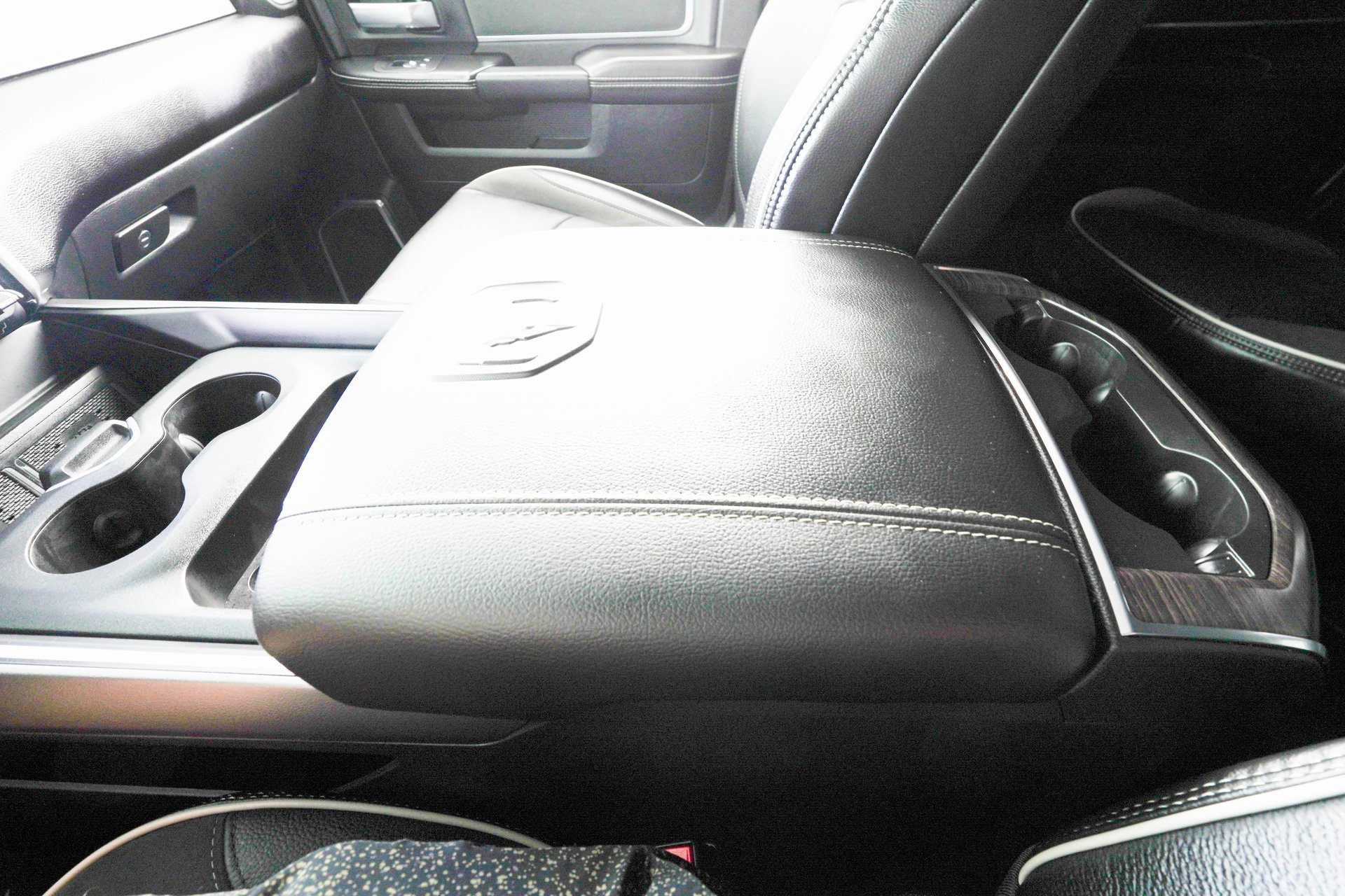 Used 2025 RAM 3500 Laramie w/ Sport Appearance Package image 26