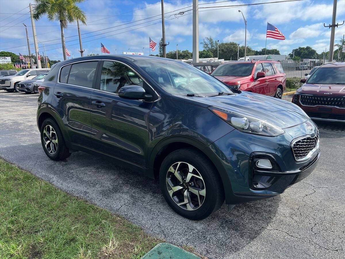 Used 2021 Kia Sportage LX AWD/4WD image 4