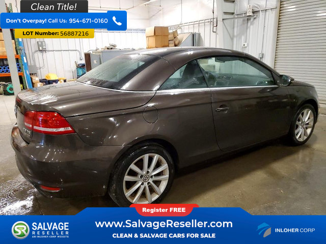 Used 2013 Volkswagen Eos Komfort FWD image 4