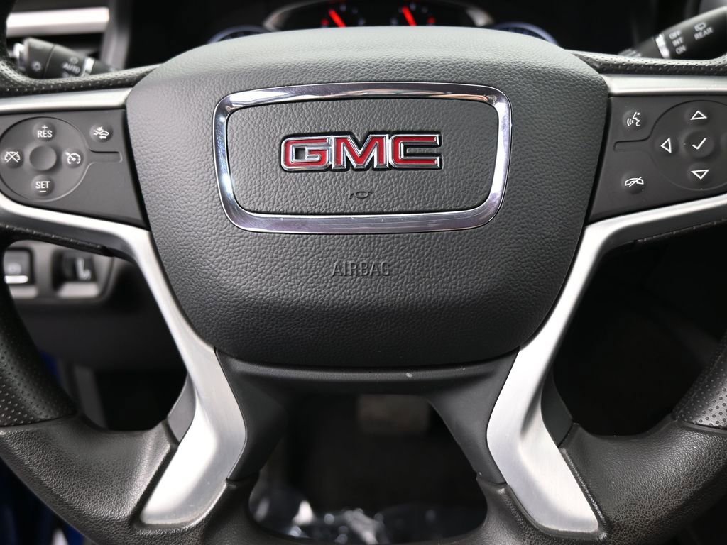 Used 2023 GMC Acadia SLE w/ Driver Convenience Package image 32