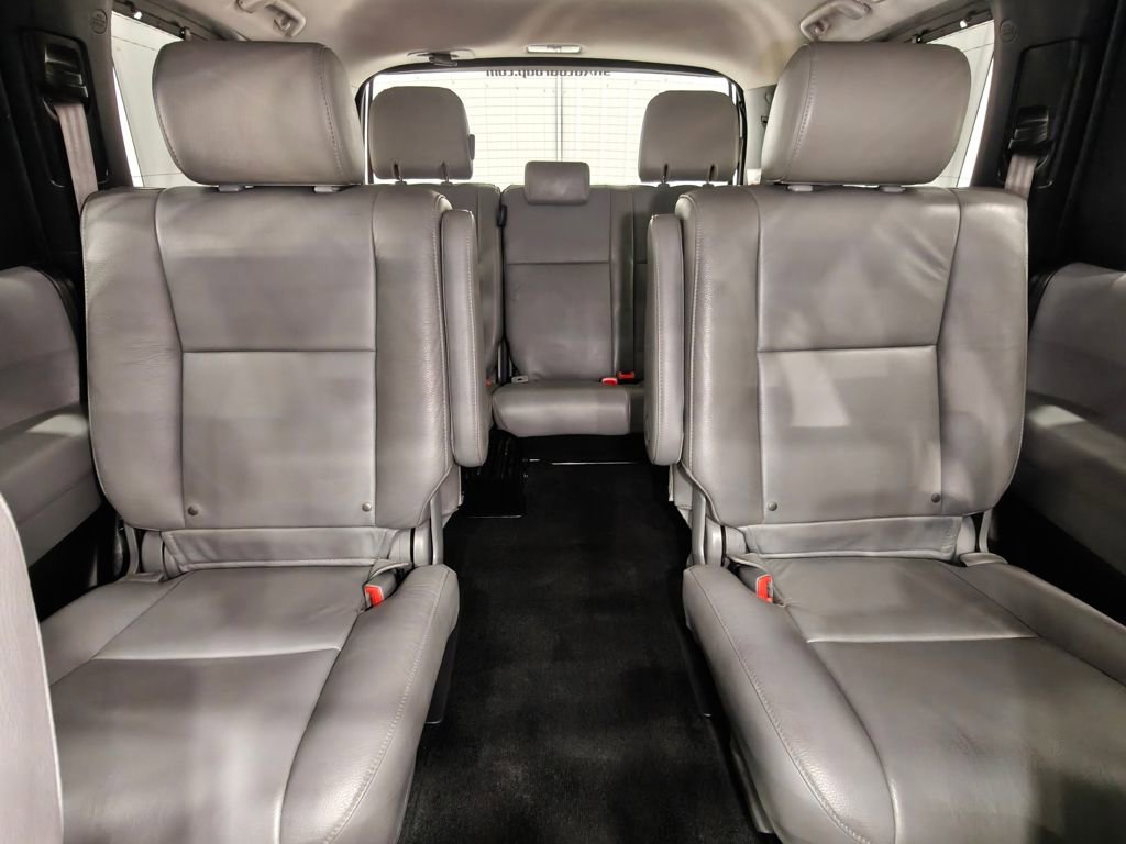 Used 2017 Toyota Sequoia Limited w/ Safety & Convenience Package AWD/4WD image 26