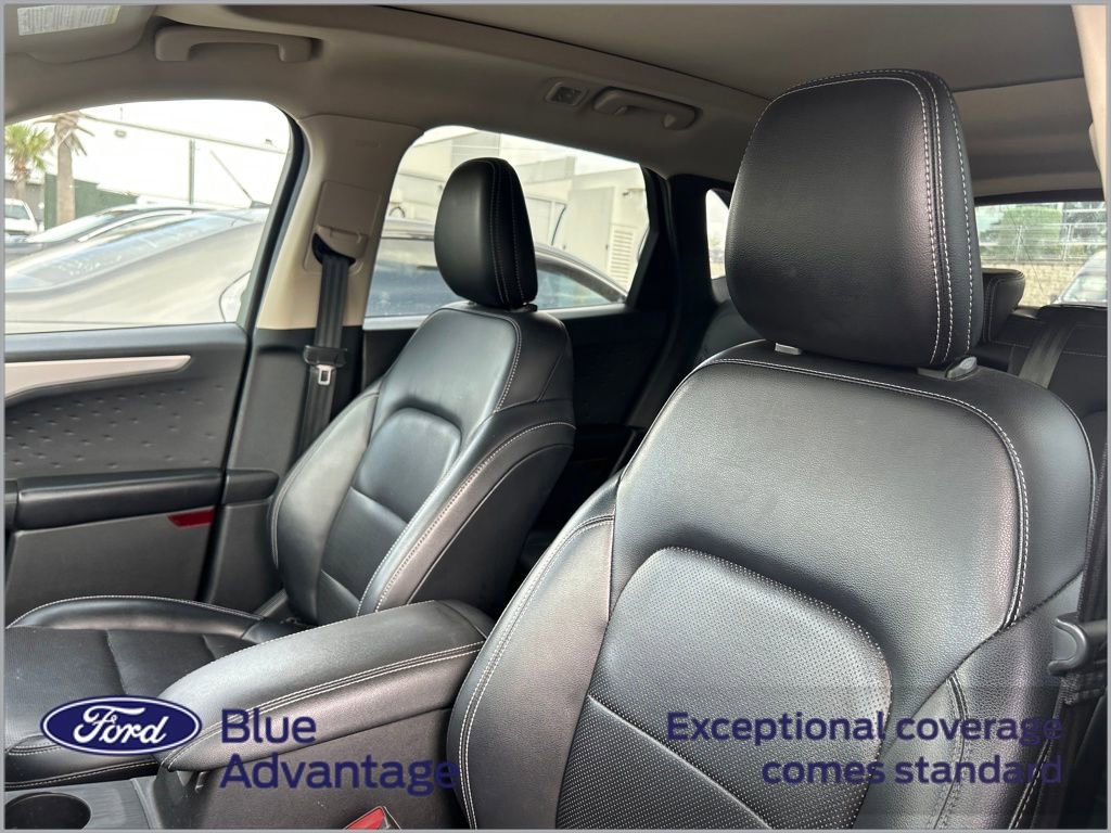 Used 2020 Ford Escape SEL image 11