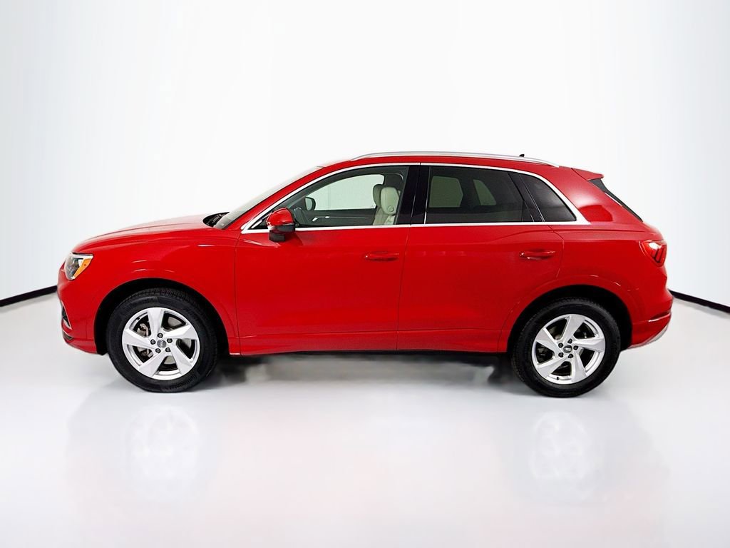 Used 2020 Audi Q3 2.0T Premium w/ Convenience Package AWD/4WD image 8