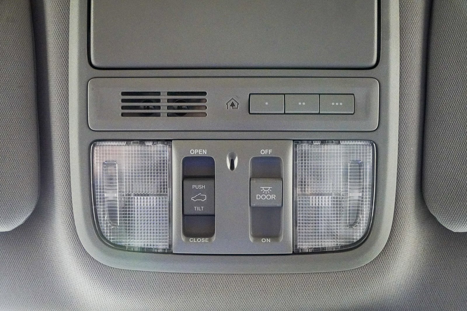 Used 2022 Honda CR-V Touring image 22