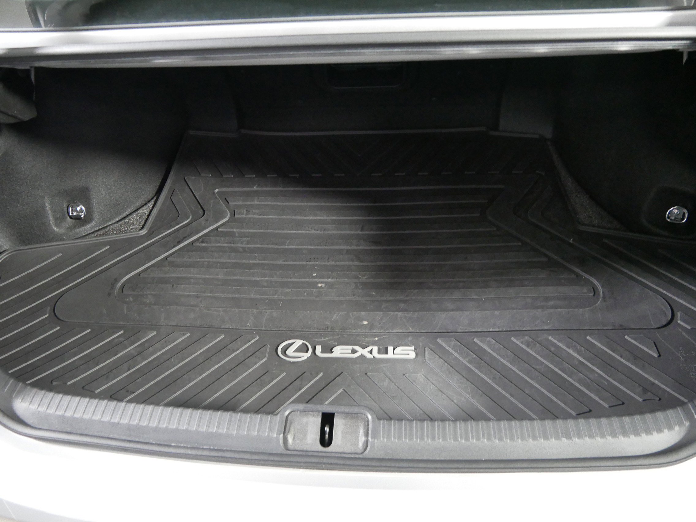 Used 2019 Lexus ES 350 w/ Premium Package FWD image 18