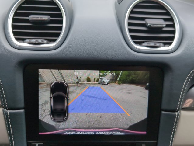 Used 2019 Porsche 718 Boxster RWD image 12