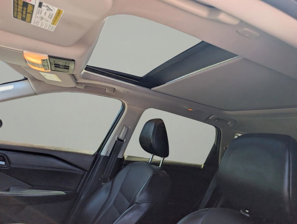 Used 2023 Nissan Rogue SV w/ SV Premium B Package FWD image 18