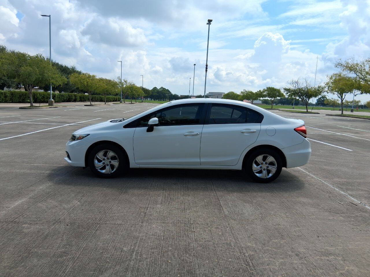 Used 2013 Honda Civic LX image 3