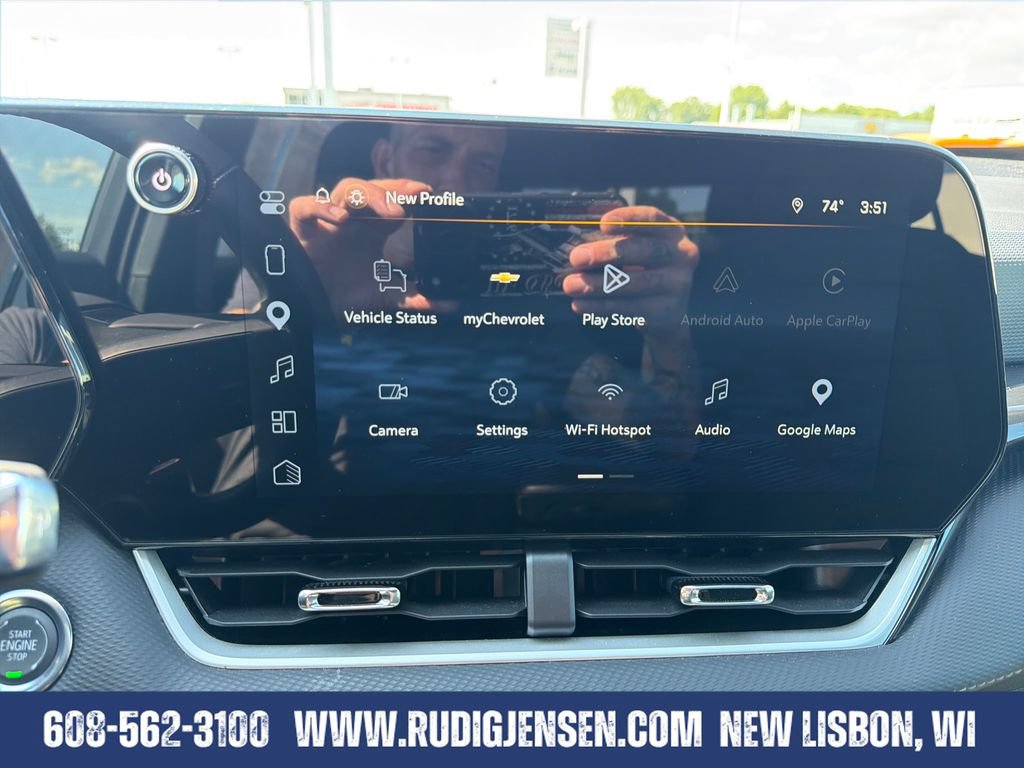 Used 2026 Chevrolet Equinox LT AWD/4WD image 18