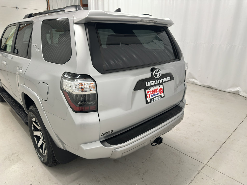 Used 2024 Toyota 4Runner TRD Off-Road Premium image 13