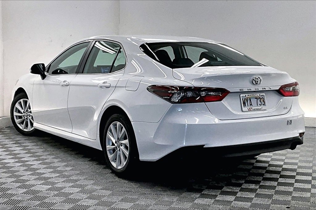 Used 2024 Toyota Camry LE image 10
