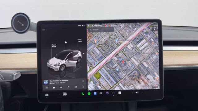 Used 2024 Tesla Model Y Long Range AWD/4WD image 26