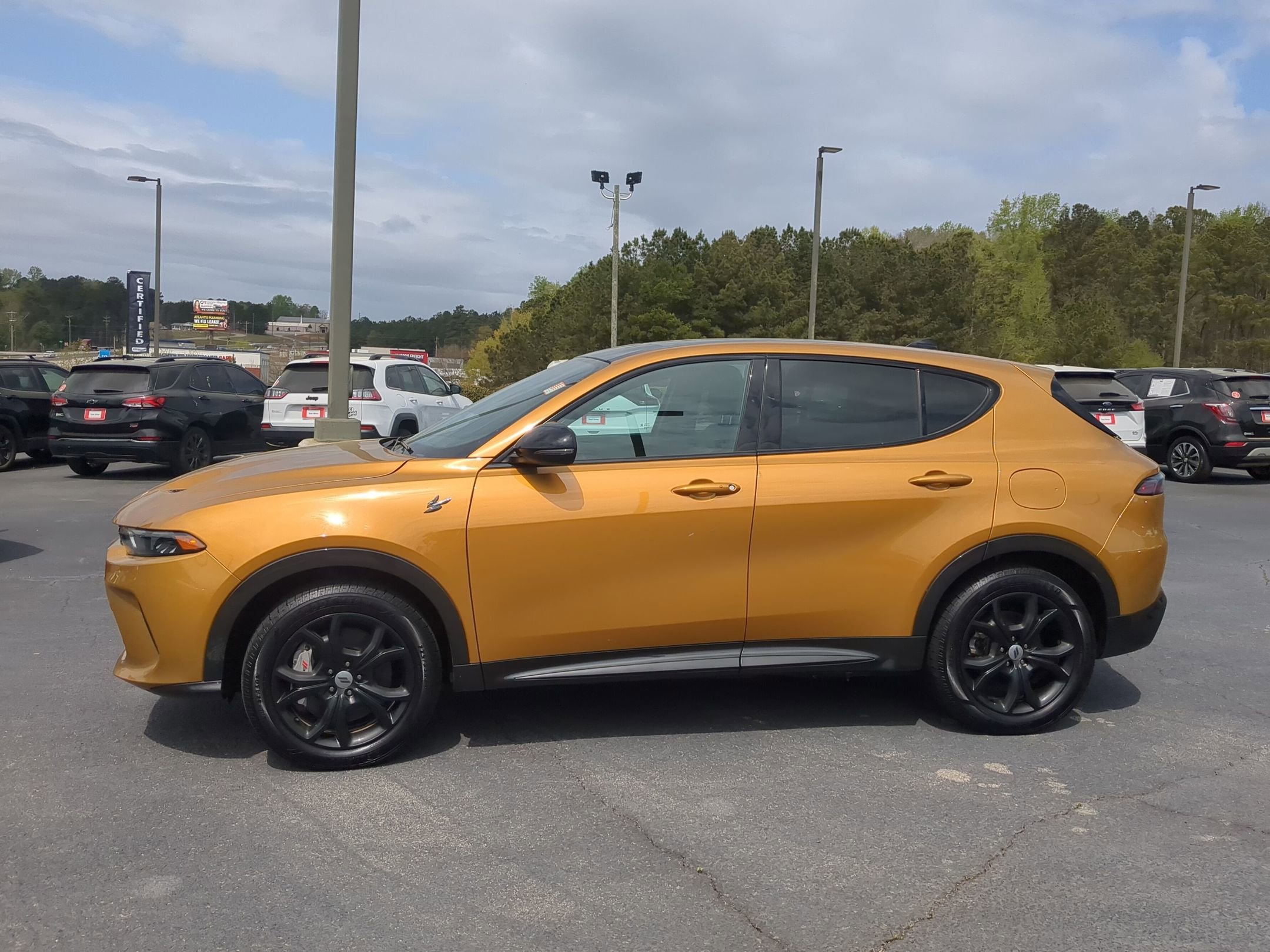 Used 2024 Dodge Hornet R/T Plus w/ R/T Blacktop Package image 8