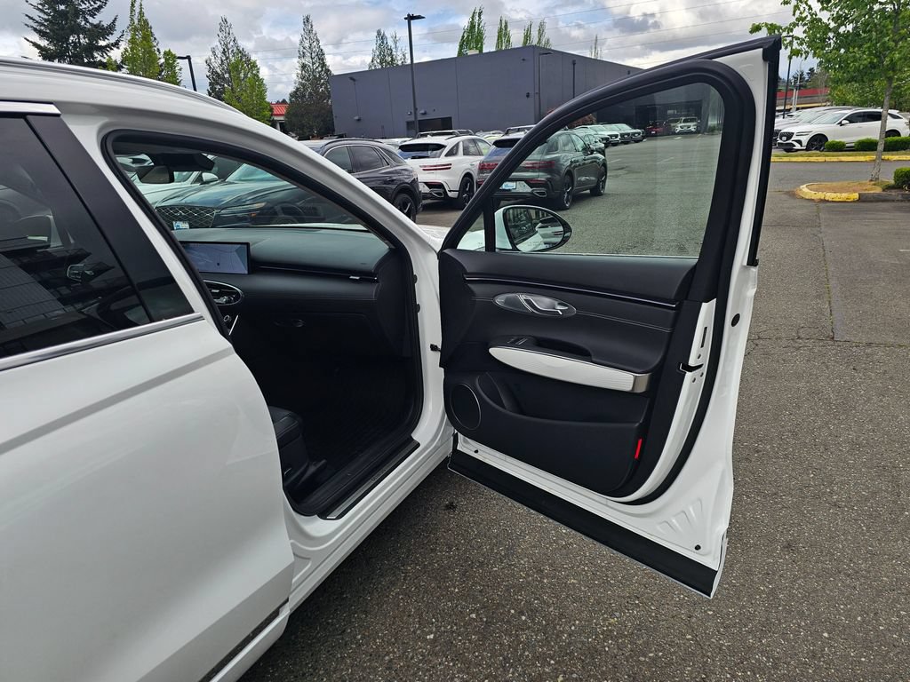 New 2026 Genesis GV70 2.5T Advanced AWD/4WD image 27