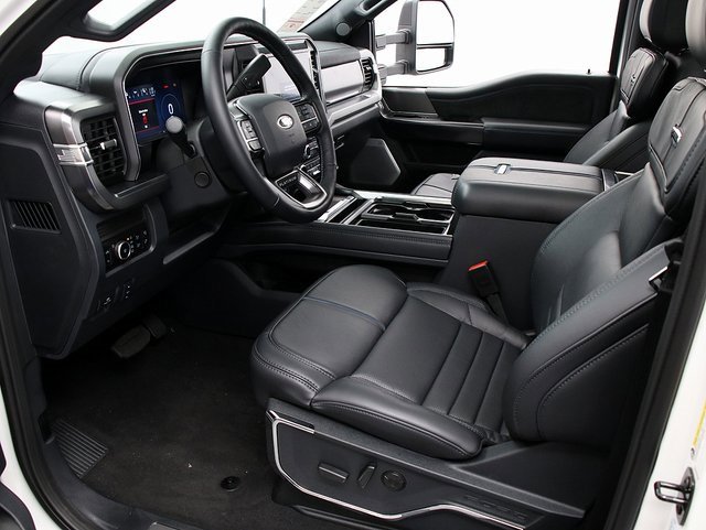New 2026 Ford F450 Platinum image 13