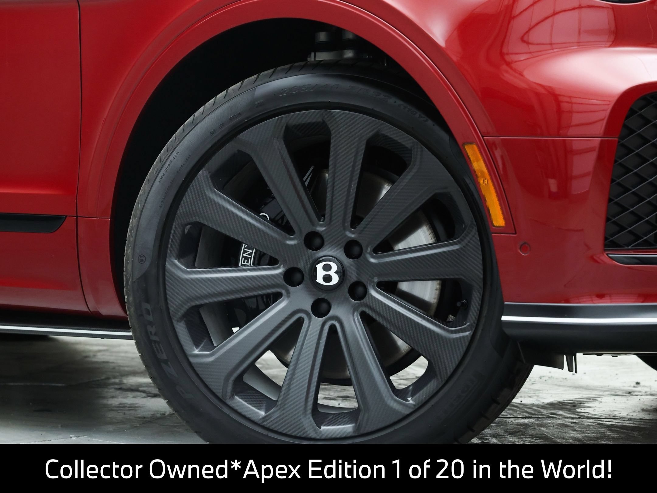 Used 2025 Bentley Bentayga AWD/4WD image 14