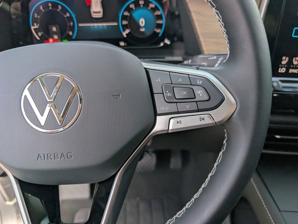 New 2025 Volkswagen Atlas SE image 16