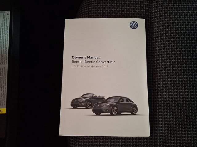 Used 2019 Volkswagen Beetle 2.0T S FWD image 25