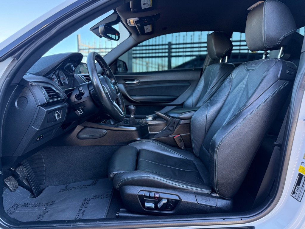 Used 2017 BMW M2 image 12