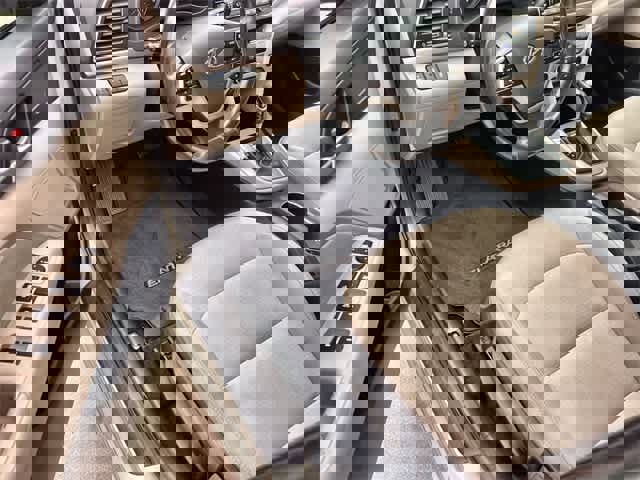 Used 2017 Hyundai Elantra SE w/ SE A/T Tech Package 03 image 3