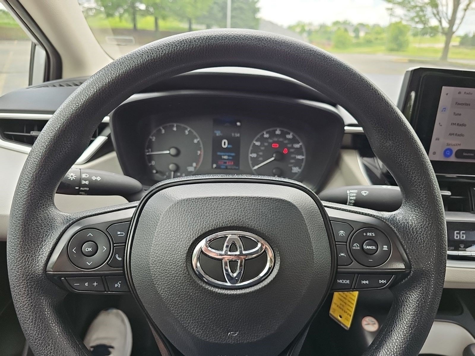 Used 2024 Toyota Corolla LE FWD image 20