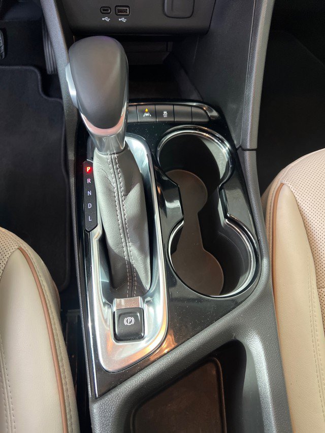 Used 2024 Buick Encore GX Avenir w/ Avenir Convenience Package image 26