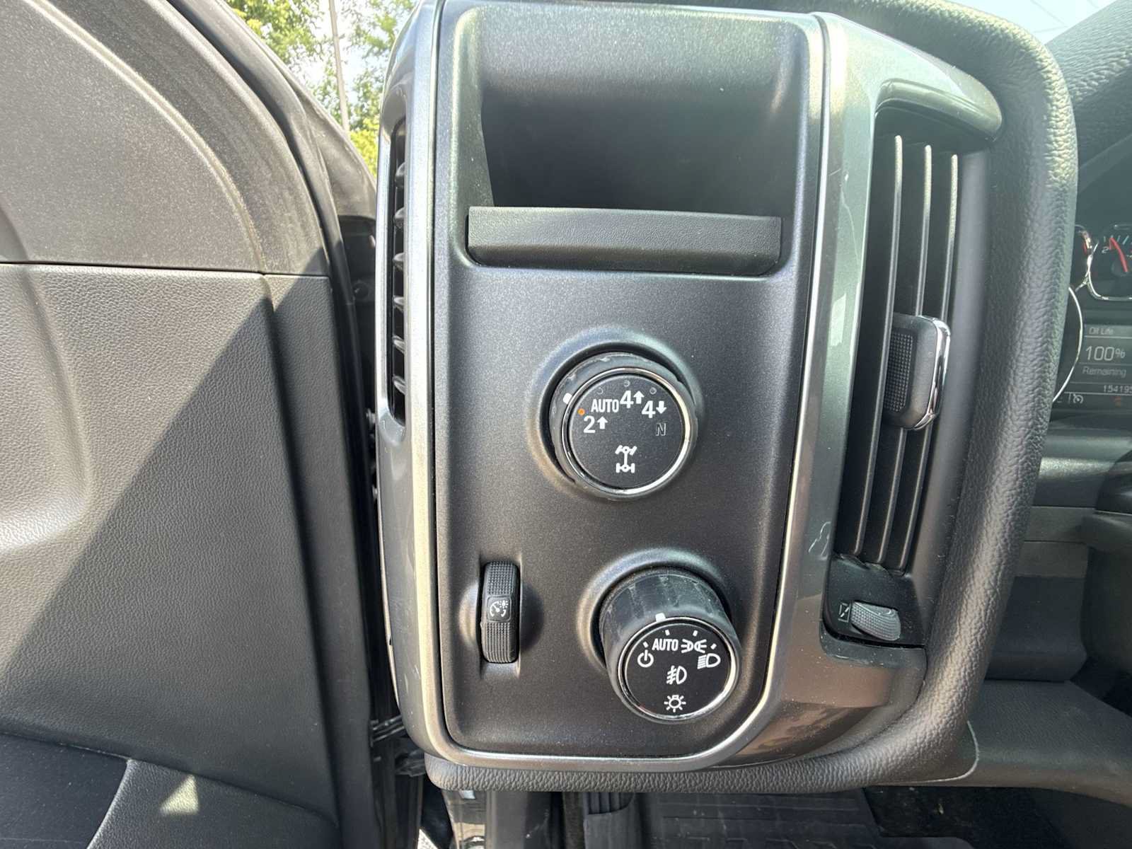 Used 2018 Chevrolet Silverado 1500 LT w/ Texas Edition AWD/4WD image 16