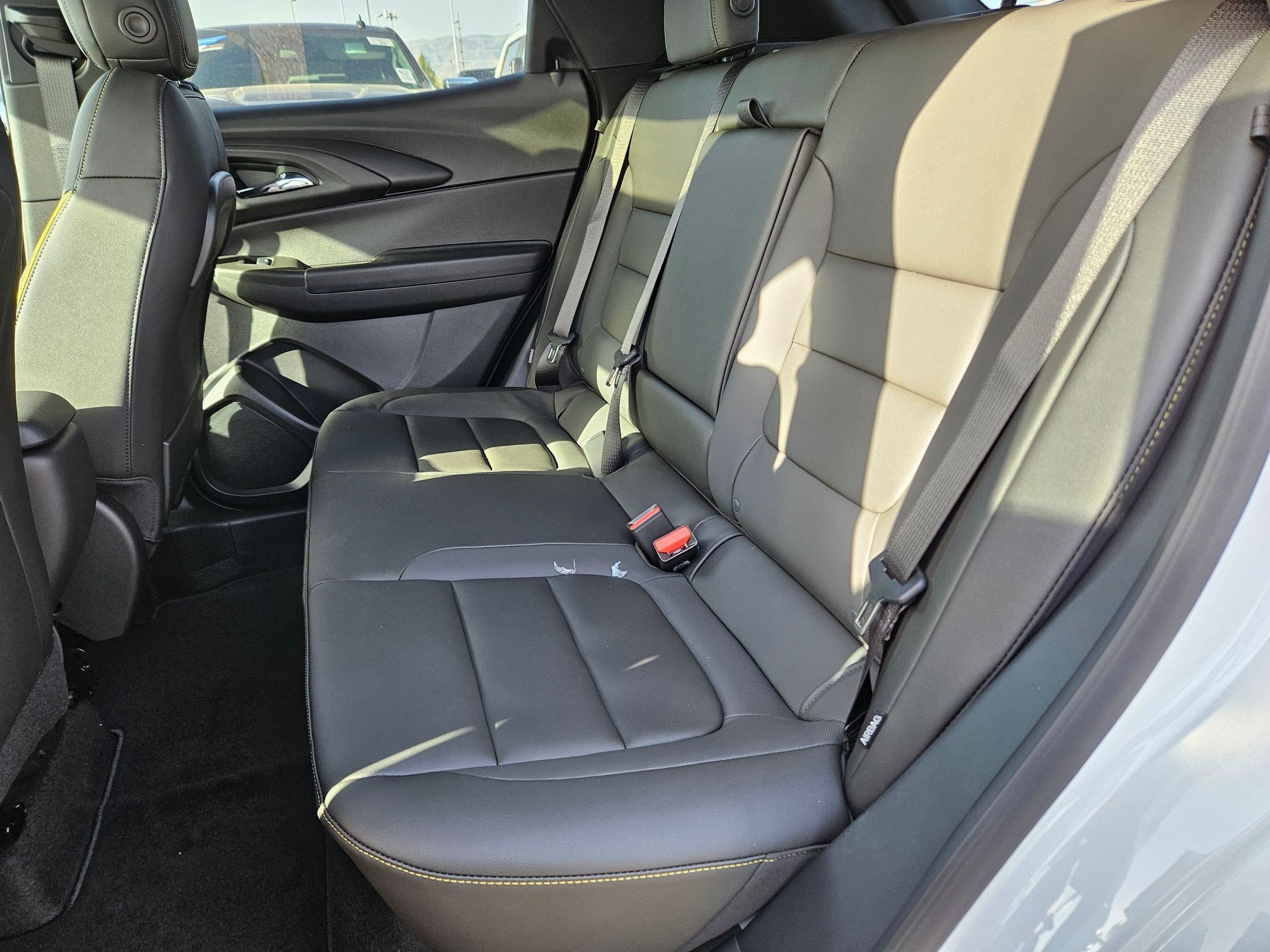 New 2025 Chevrolet TrailBlazer ACTIV w/ Convenience Package FWD image 14