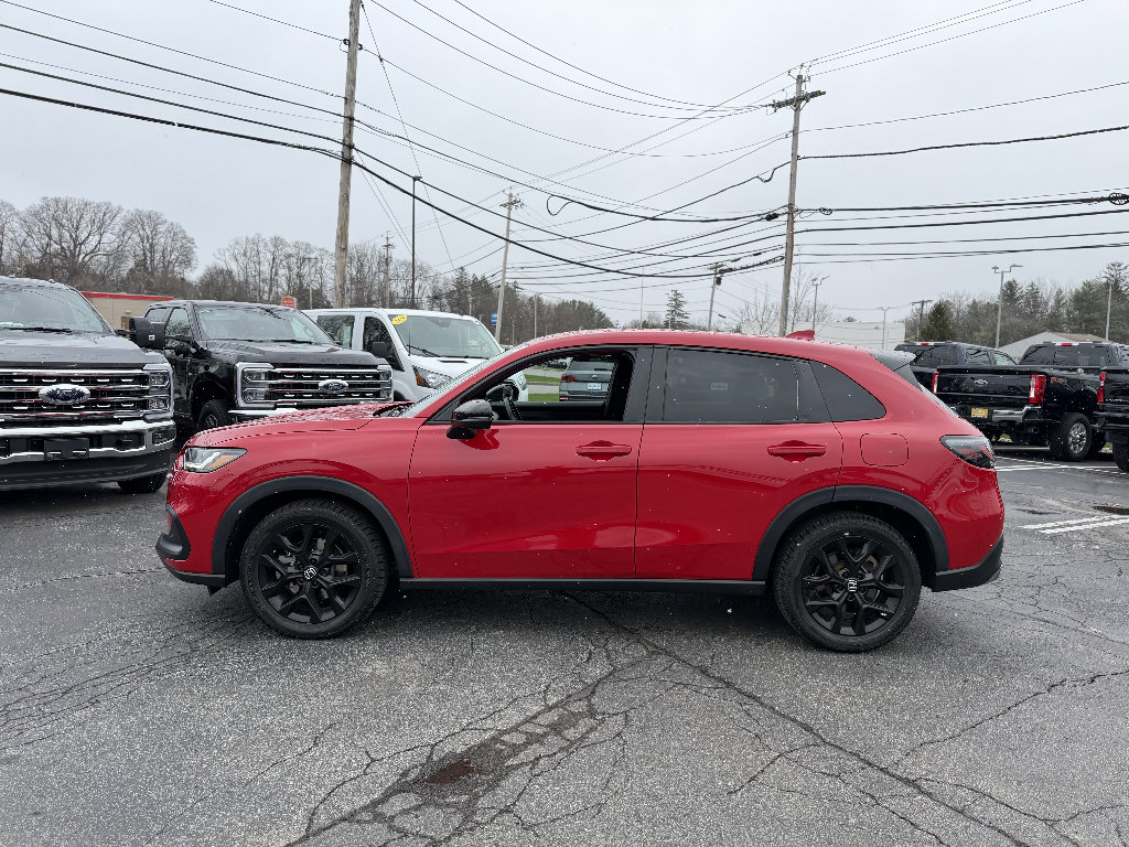 Used 2023 Honda HR-V Sport image 3