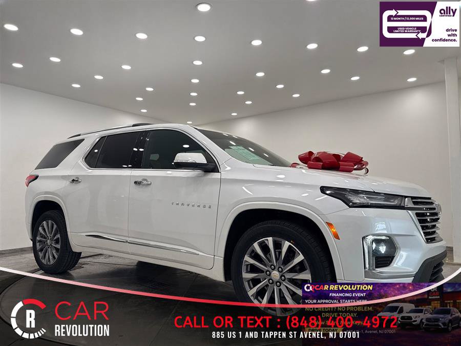 Used 2023 Chevrolet Traverse Premier FWD image 1