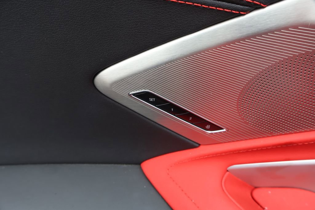 Used 2020 Chevrolet Corvette Stingray w/ 2LT Preferred Equipment Group image 15