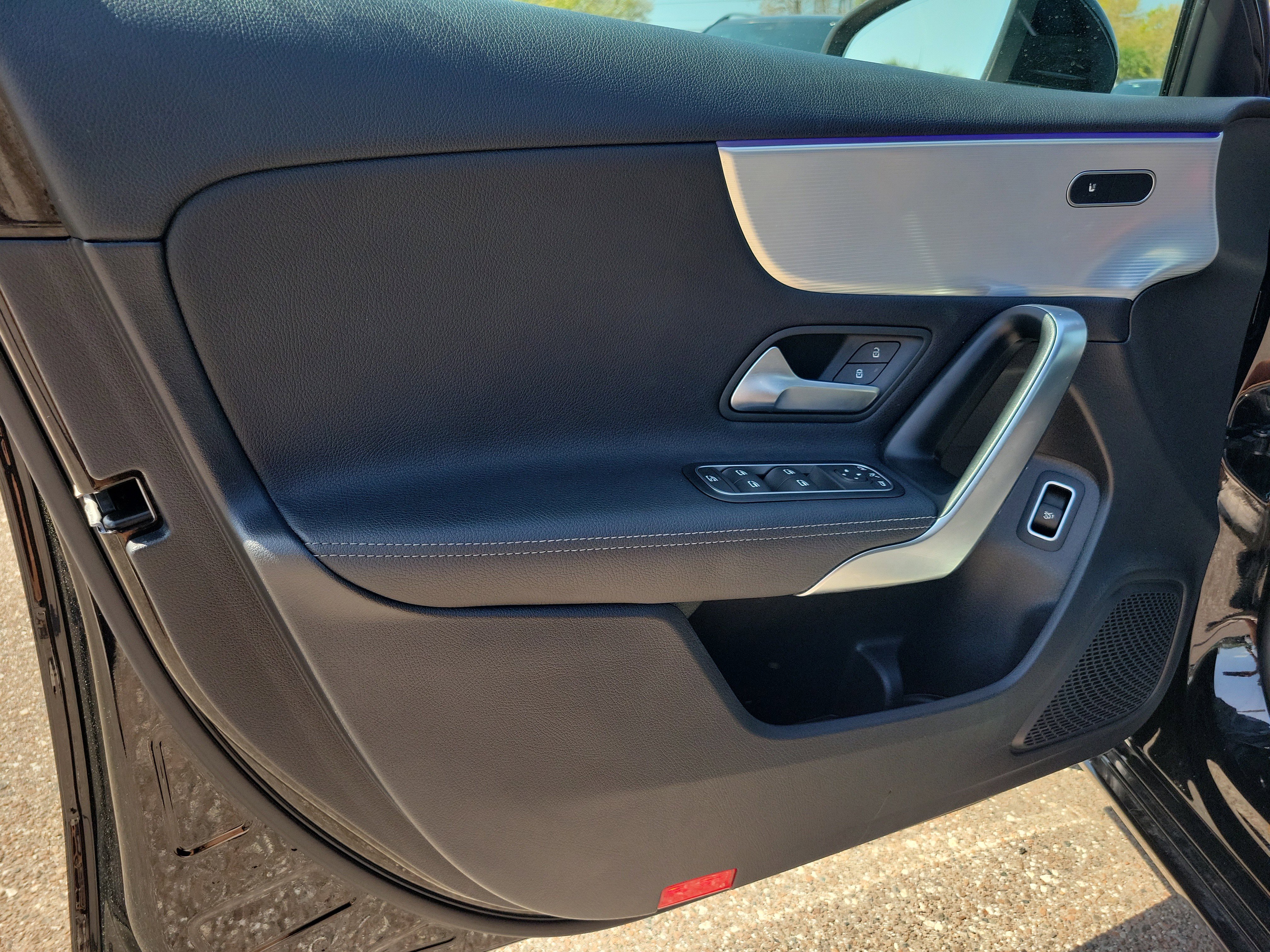 Certified 2022 Mercedes-Benz A 220 image 18