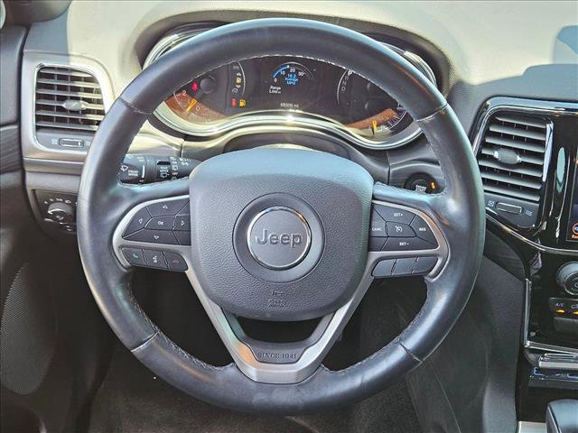 Used 2019 Jeep Grand Cherokee Laredo w/ 18" Wheel & 8.4" Radio Group RWD image 13